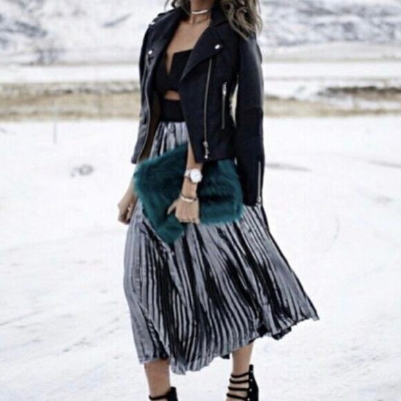 Free People NWT Piper Silver Black Pleated Sleeveless Cut-Out Midi Dress XS - Picture 9 of 9